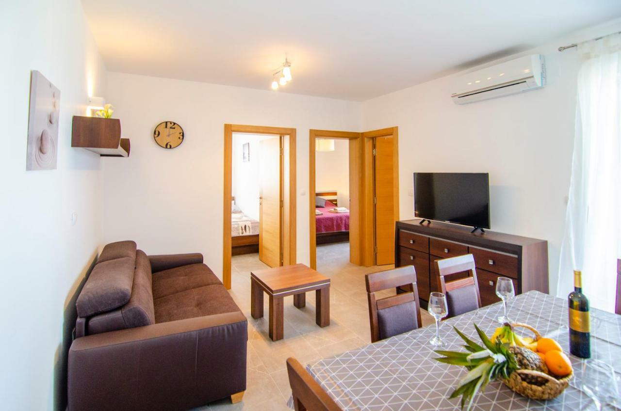 Apartments Sara 2 Bol Ngoại thất bức ảnh