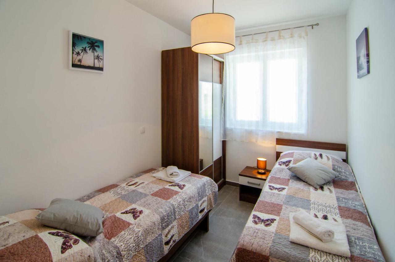 Apartments Sara 2 Bol Ngoại thất bức ảnh