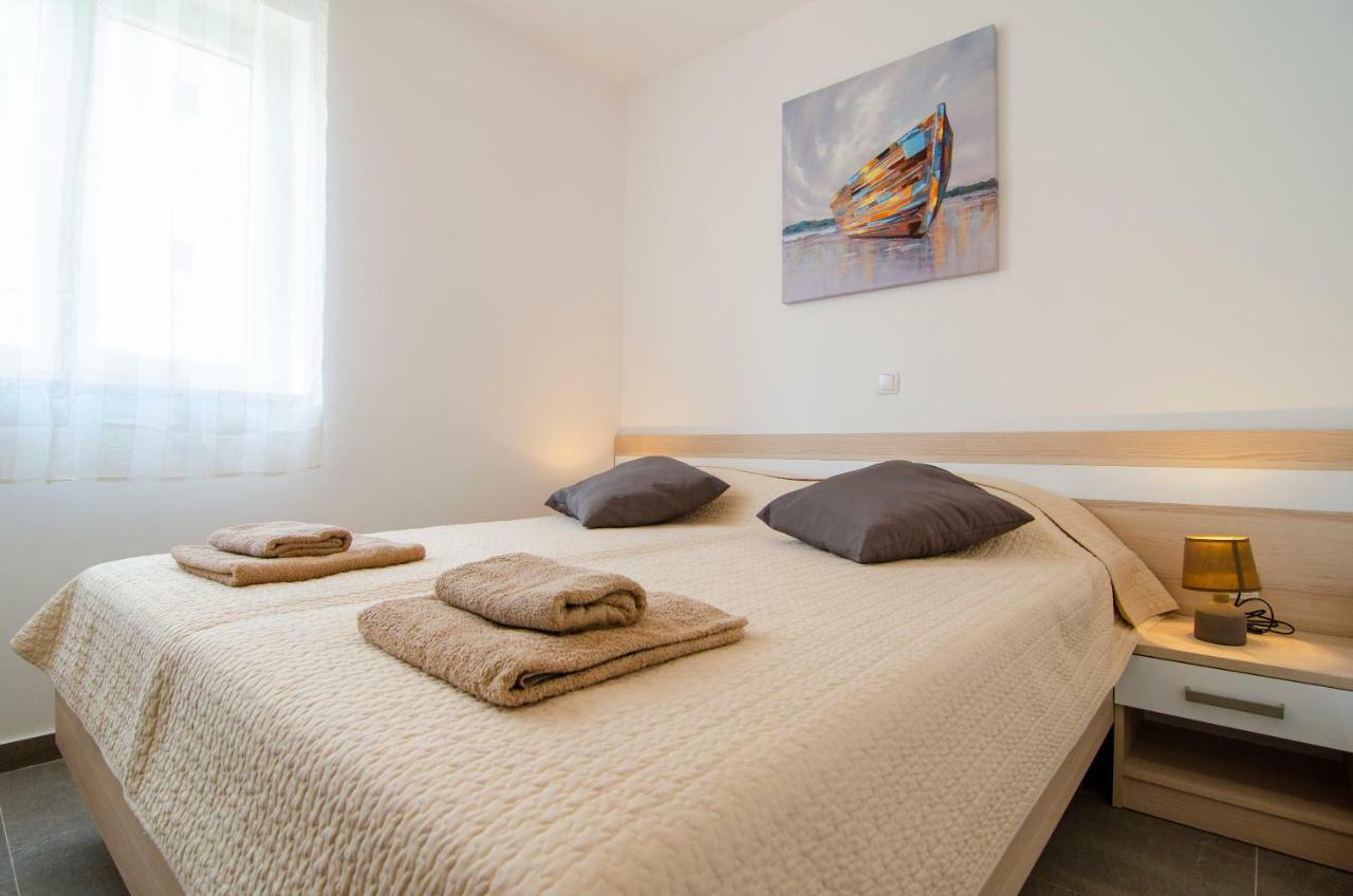 Apartments Sara 2 Bol Ngoại thất bức ảnh