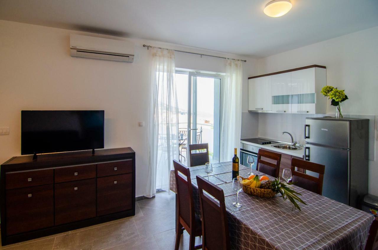 Apartments Sara 2 Bol Ngoại thất bức ảnh