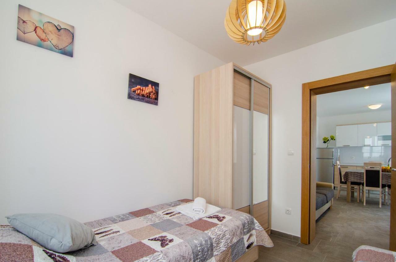 Apartments Sara 2 Bol Ngoại thất bức ảnh