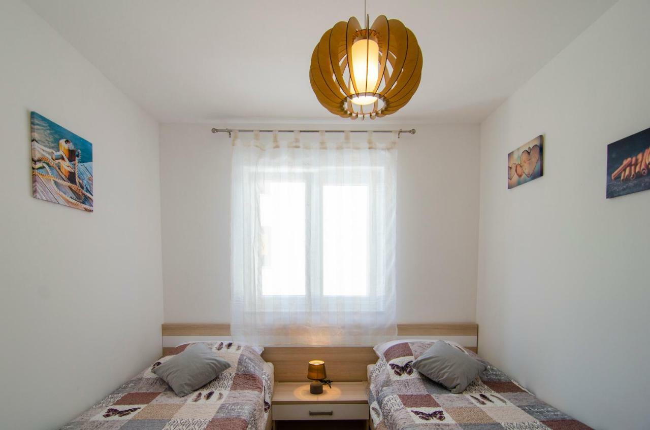 Apartments Sara 2 Bol Ngoại thất bức ảnh