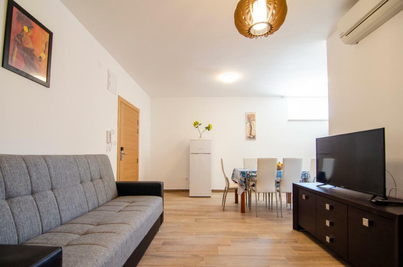 Apartments Sara 2 Bol Ngoại thất bức ảnh